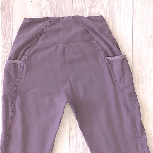 Gymshark lilac leggings - Picture 3 of 4